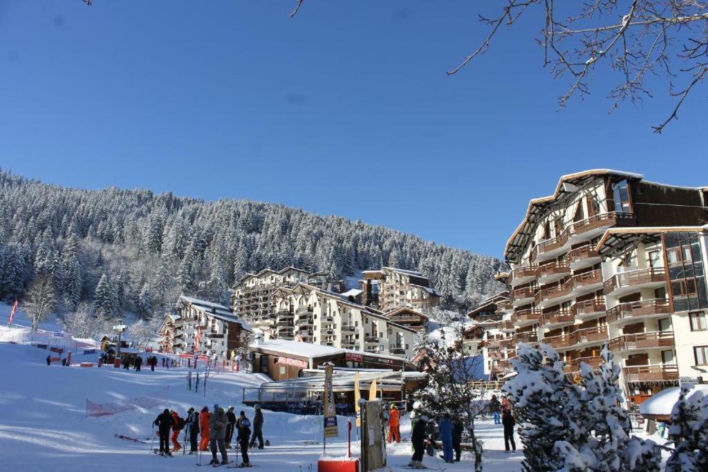 Residence Atrey Cles Blanches La Tania Bagian luar foto